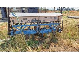 4 Row Planter (STC)