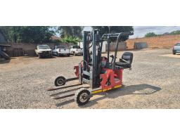 Moffet M1 Forklift (Working) 