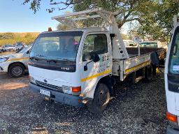 2007 Nissan UD40 Dropside Truck