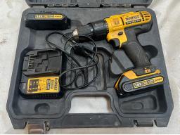 DE WALT Cordless Compact 13mm Drill/Hammer/Driver Lithium Ion