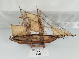 &ldquo;Brick Negrier Ouragan 1830,&rdquo; model of a two-masted, square-rigged vessel