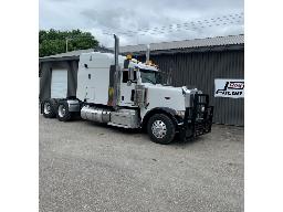 Peterbilt 388 2012