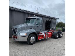 Camion Mack 2015 CXU613 - Showroom