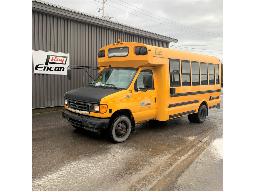 Autobus Ford CTV 2005 - NIV: 1FDXE45P15HA13194