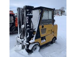 Chariot élévateur Caterpillar avec cabine GC40K 5000Lbs - 2005