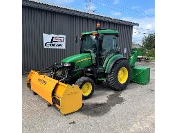 2016 4720 John Deere Tractor: VIN: 1LV4720HHCH945746