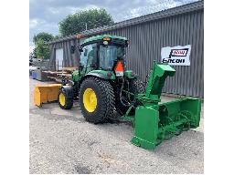 2016 4720 John Deere Tractor: VIN: 1LV4720HHCH945746