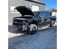 Chevrolet Silverado 1500 crewcab 2018 NIV: 3GCUKREC0JG121613