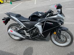 Moto Honda CBR 250R 2012 VIN:MLHMC4126C5300890