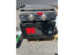 Lots of different electronic items for trailers not tested.