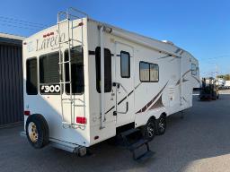 Keystone Laredo 27RL 2005 NIV: 4YDF27R285J459048