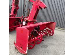Pronovost 92'' snowblower with hydraulic chute