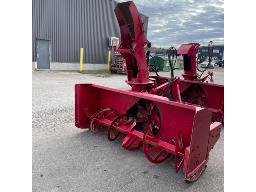 Pronovost 92'' snowblower with hydraulic chute