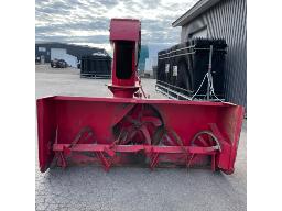 Pronovost 92'' snowblower with hydraulic chute