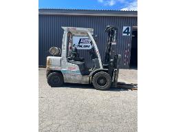  SAGUENAY: TCM FHG30L-A1 forklift 2013