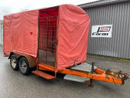  Saguenay: 2003 Artisanal closed canvas trailer | VIN: RV75653 | FP
