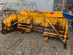 Saguenay: Extendable Snow Plow for Loader 8' + 34" Extensions