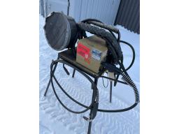 SAGUENAY: Hobart 2410 MIG Roll Welder 