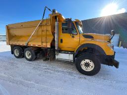 SAGUENAY: International 70S 6X4 2014 | NIV: 1HTGSSNT6EH019137 | FP