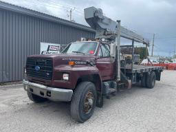 SAGUENAY: Camion grue Ford MHV 1988 7.8L | NIV: 1FDYK84A9