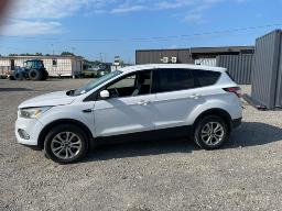 SAGUENAY: Ford Escape 2017 1.5L | 1FMCU9GDXHUA34297
