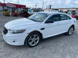 SAGUENAY: Ford Taurus 2018 3.7L | NIV: 1FAHP2MK9JG136129