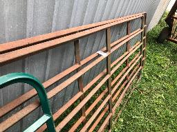2 Green Diamond Gates 10'-12'