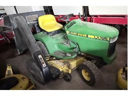 Tracteur gazon JD LX188 17hp 48'' 2x4, gaz, avec ramasse gazon
