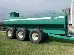 Tank a purin Houle 5200 gallons, 3 essieux ann&eacute;e 2002