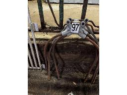 LOT DE 3 SERRE-HANCHE