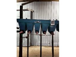 CHAUDI&Egrave;RE &Agrave; VEAU &Agrave; 5 T&Eacute;TINES