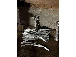 LOT DE 40 DRESSEURS EN STAINLESS