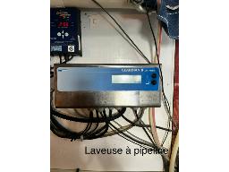 LAVEUSE &Agrave; PIPELINE BOUMATIC GUARDIAN II AVEC POMPE &Agrave; SAVON