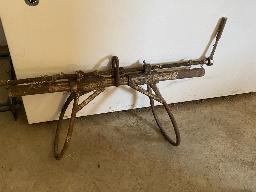 Chaudière gaveuse, lot de numéros de cou, lance bolus calcium, injecteur de CIDR, lève-vache
