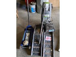 Jack de plancher, paire de mont&eacute;es, laveuse &agrave; pression, chargeur &agrave; batterie