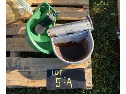 2 buvettes &agrave; b&eacute;tail