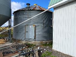Silo &agrave; grain d&rsquo;env. 40 tonnes