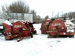 4 souffleurs &agrave; ensilage Gehl #1580 (pour pi&egrave;ces) 