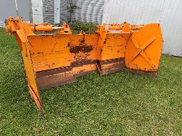 Gratte &agrave; neige Houle extensible d'environ 8&rsquo; &agrave; 13&rsquo;, &agrave; angle