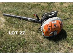 Souffleur &agrave; feuille Stihl BR600 (style sac &agrave; dos)